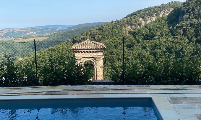 Arcevia Bed & Breakfast | Rocca Contrada relais