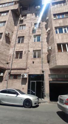 Kentron Apartment | Roma Apartament