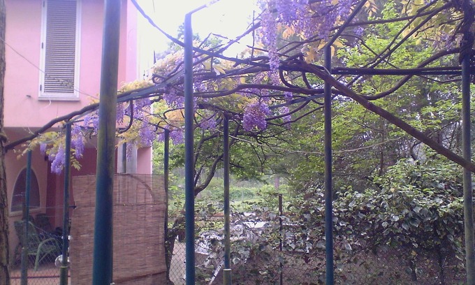 Milano Marittima Villa | Romantic cottage between sea and pine forest. elegant area, sleeps 9