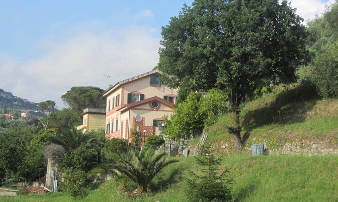 Sestri Levante Apartment | Romantic apartment in a villa equipped with every comfort, near the Cinque