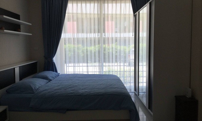 Phuket Condo | Romantic beach and calm