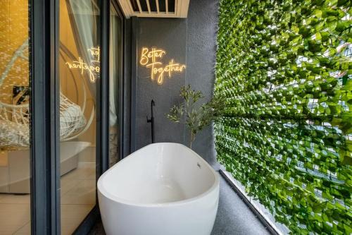 Ampang Apartment | Romantic Couple Bath Tub 6km to KLCC 网红浴缸小红书爆款