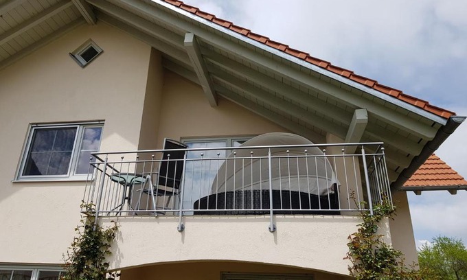 Leeder Apartment | Romantik Ferienwohnung am Tor zum Allgäu