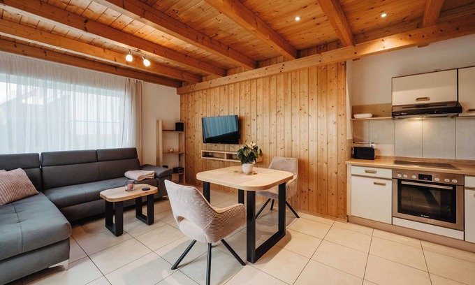 Thurmansbang Apartment | Romantisches Ferienhaus mit Terrasse für den Urlaub zu zweit!