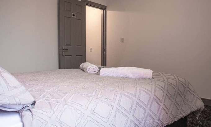 Stoke-on-Trent House | Room 2 Double Bedroom, Stoke-on-Trent.