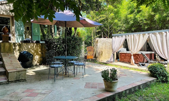 Anduze House | Room La Maisonnette de Cabanis