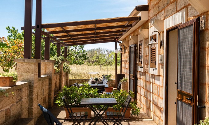 Vitigliano Apartment | Room 'Sole' with Private Terrace, Wi-Fi and Air Conditioning