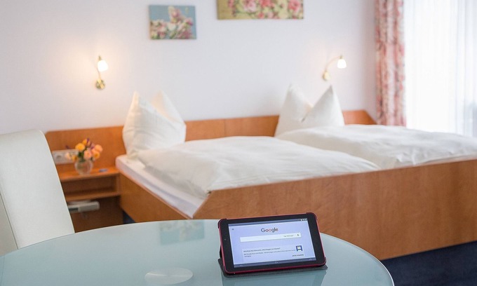 Bad Soden-Salmuenster Apartment | Room with shower/WC