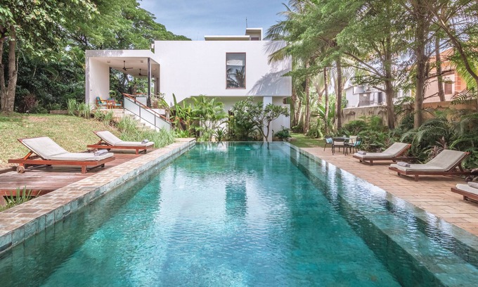 Siem Reap Villa | Rose Apple Residences - Modern Luxurious 5 Bedrooms Villa