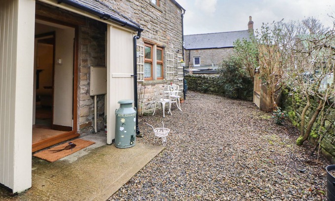 Allendale Cottage | ROSE COTTAGE, pet friendly, with open fire in Allendale