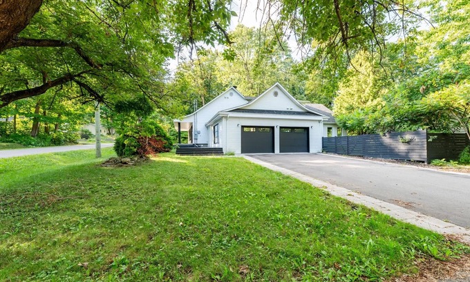 Rosemere House | Rosemère pool house