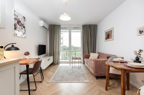 Wlochy Apartment | Rosette Apartment Wiktoryn