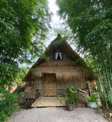 Ratchaburi Other | Royal mountain Hut
