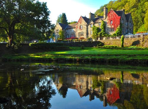 Gwynedd- Snowdonia Hotel | Royal Oak Hotel