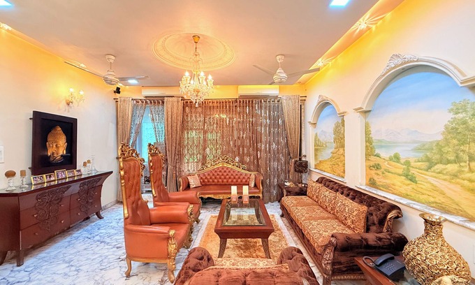 Aarey Colony Villa | Royal Palms 8BHK Luxury Spacez Villa Surrounded by Lush Green Gardens