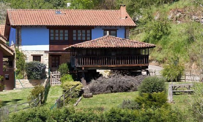 Pruneda Cottage | Rural apartment Casería María Sopeña for 4 people