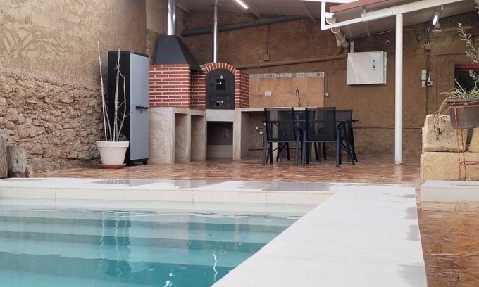 Caravaca de la Cruz Cottage | Rural house with PRIVATE swimming pool and barbecue