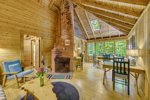 Holderness House | Rustic Cabin with Squam Lake Access and Fireplace!
