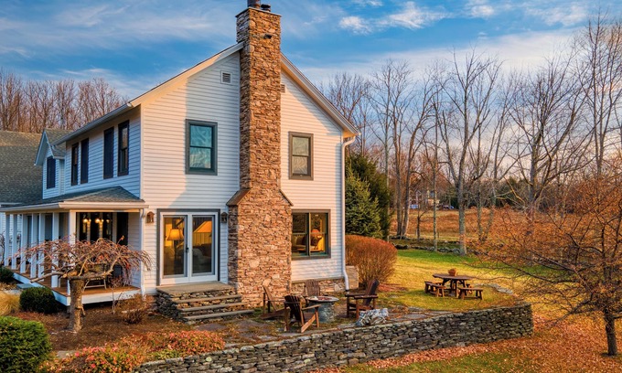 Prattsville House | Rustic-Chic Farmhouse w/Firepit, Close to Windham Ski & Catskills Adventures!