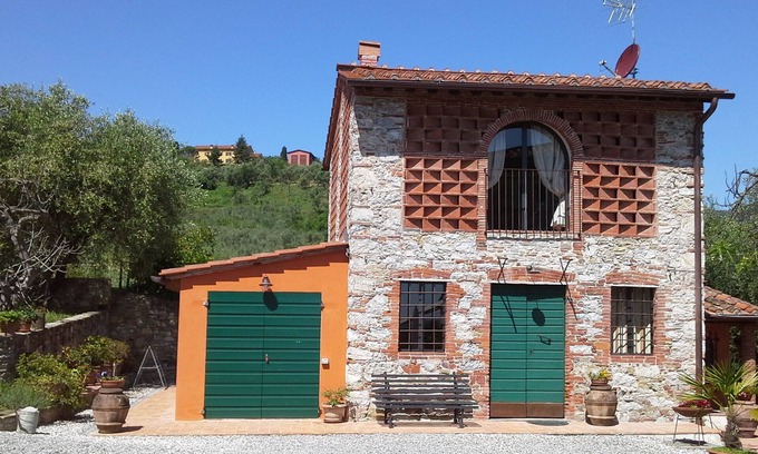San Quirico di Moriano House | RUSTIC HOUSE FOR A COUPLE LOOKING FOR RELAX