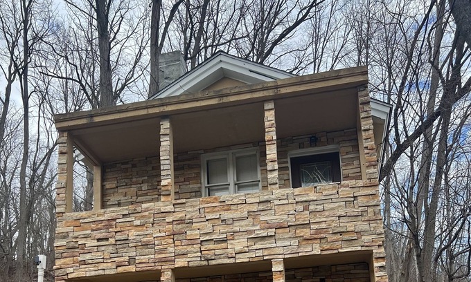 Amsterdam Apartment | Rustic, king bed. Pets welcome! Close to shopping, hospitals, restaurants, etc.