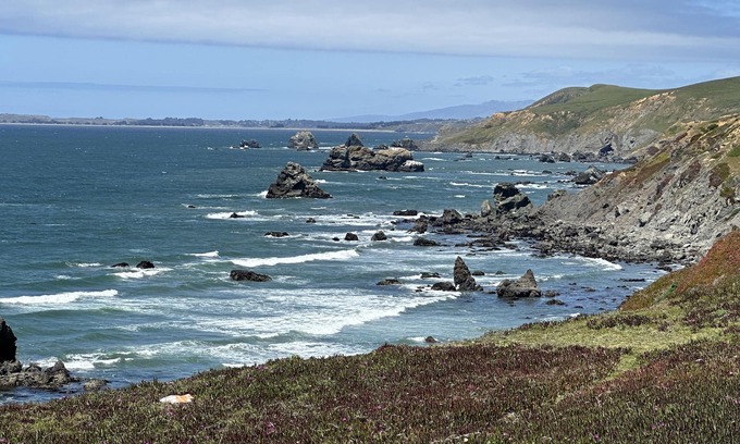 Dillon Beach House | Rustic Oceanfront Cabin