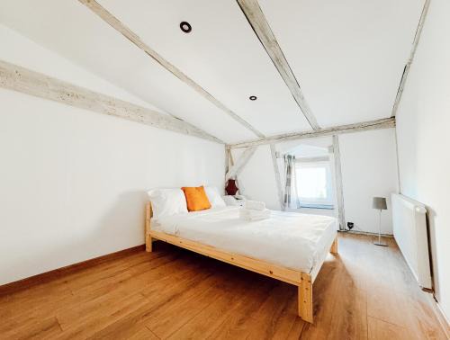 Wilda Apartment | Rynek Wildecki 2-Bedroom Apartment