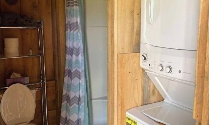 Crossville House | S and H Tack Room Enjoy a peaceful getaway