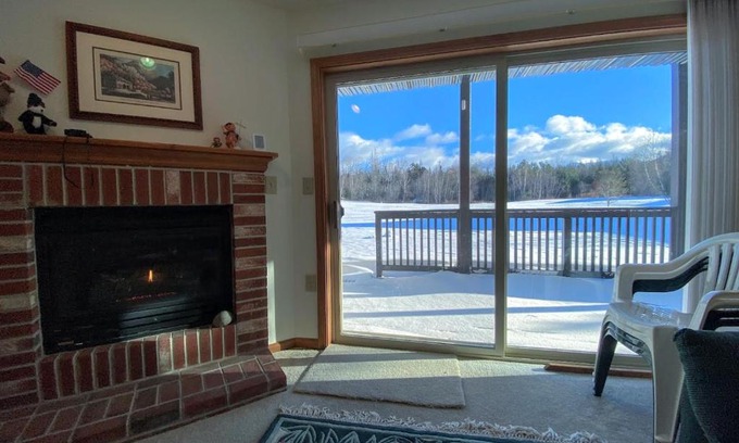 Bretton Woods Apartment | S27 Family style Bretton Woods condo - close to Mt Washington hotel in Cog