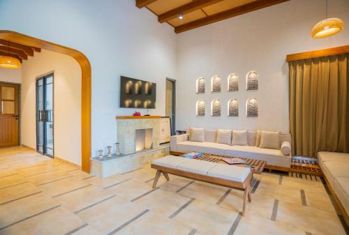 Bedla Villa | SaffronStays Moringa Valley - Cedar Villa