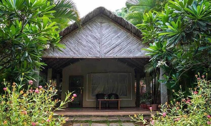 Paduvari Hotel | Sai Vishram Beach Resort Byndoor