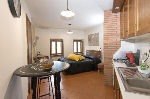 Attigliano Apartment | SAILA Monolocale VENERE
