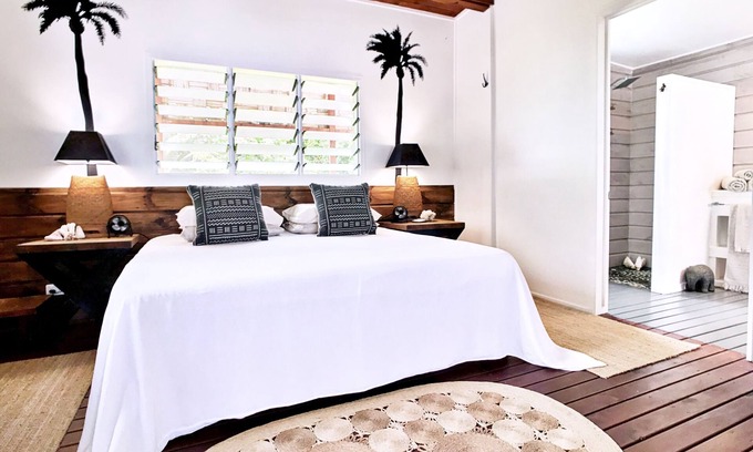 Aore Island House | SAILS Beachhouse Unique Waterfront Villa