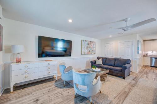 Surf City Apartment | Saltwater 101 1st Floor Barefoot ADA