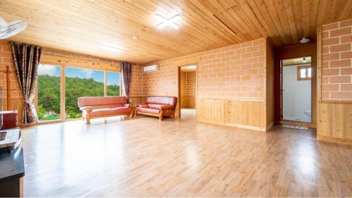 Samcheok House | Samcheok Dasarang Pension