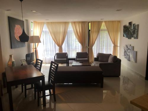 Balok Apartment | Samsuria Beach Apartment Resort