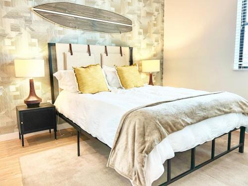 East Village Apartment | San Diego Skyline - Downtown Apartment