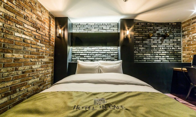 Gwangjeong-dong Hotel | Sanbon Hotel in Cafe