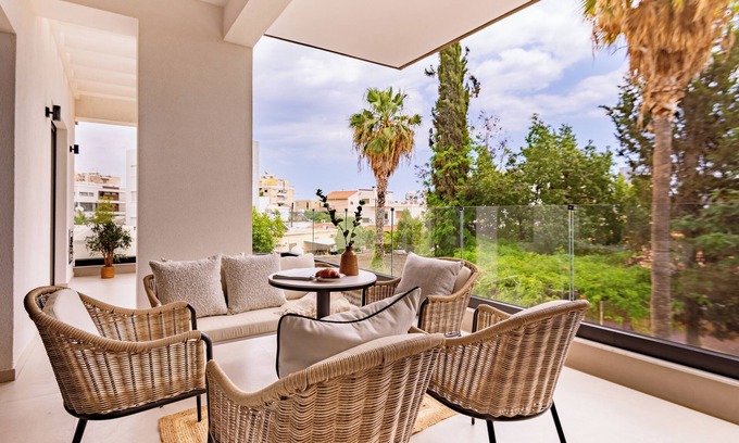 Limassol Apartment | Sanders Breeze - Bright 2 bdr apartment with balcony