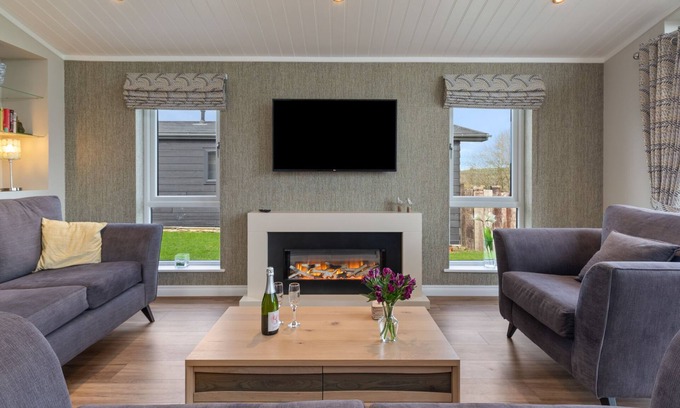 Penally Ski Chalet | Sandpiper - Luxury Lodge, Close to Beach