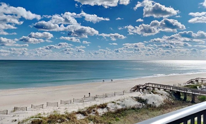 Litchfield by the Sea Condo | Sandpiper Run A2J - 2 Direct Oceanfront Porches