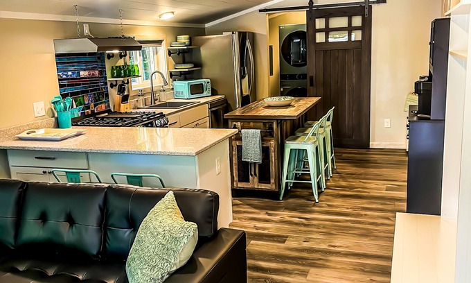 Grawn House | Sandy's Hide-A-Way - King Beds/EV Charger/ALL WELCOME!