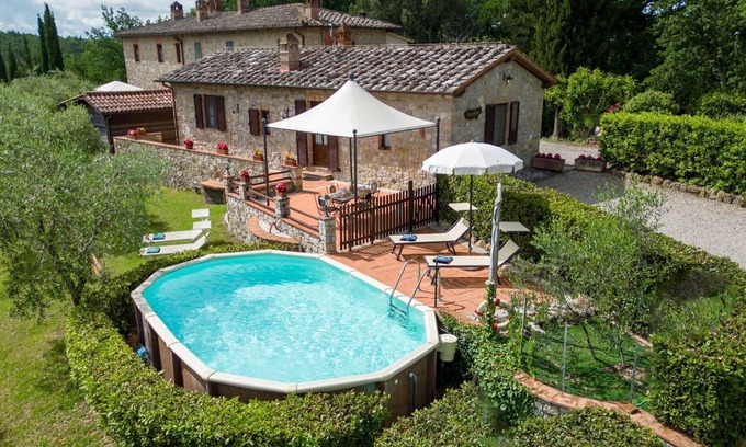 Monti di Sotto Villa | Sangiovese all'Aia, Gaiole in Chianti, Siena and Chianti