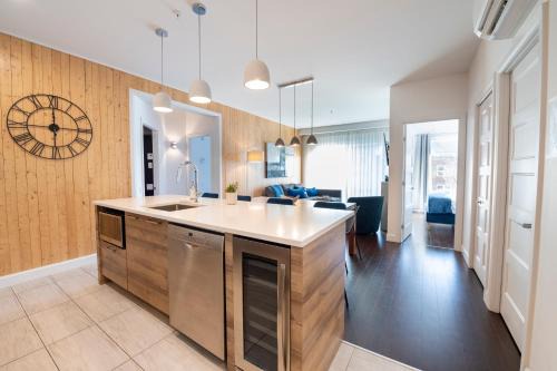 La Cite-Limoilou Apartment | Saphir, Spacieux Appartement 2 chambres, Centre-ville, Parking Gratuit