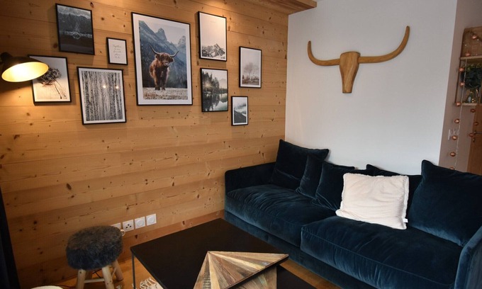 Vaujany Apartment | SAPHIR04 - Two Bedroom Apartment, Sleeps 6