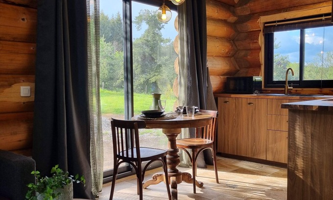 Fay-sur-Lignon Cottage | "sapin" : Gîte Insolite en Rondins au Cœur de la Nature Auvergnate