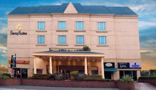 Sector 16 Hotel | Savoy Suites Noida