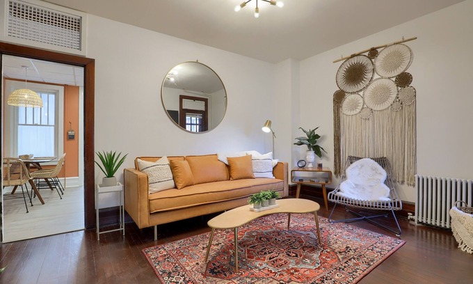 Ephrata House | Scandi-Boho Chic Small Town Getaway - Private Yard