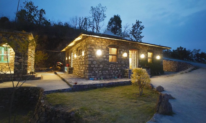 Dehradun House | Scenic & Beautiful Cottages for self awareness, nature and healing. (Room 2)