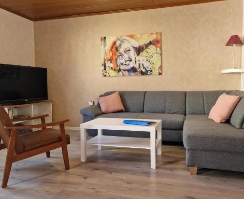 Buettelborn Apartment | Schöne große Wohnung 2 Schlafzimmer Max 5 Personen